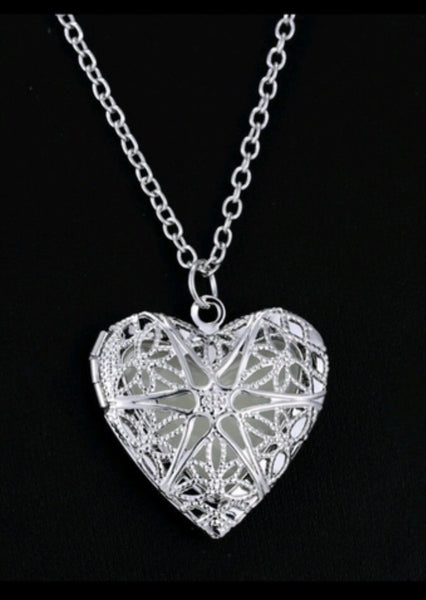 Silver Hollow 925 Glow Locket Necklace